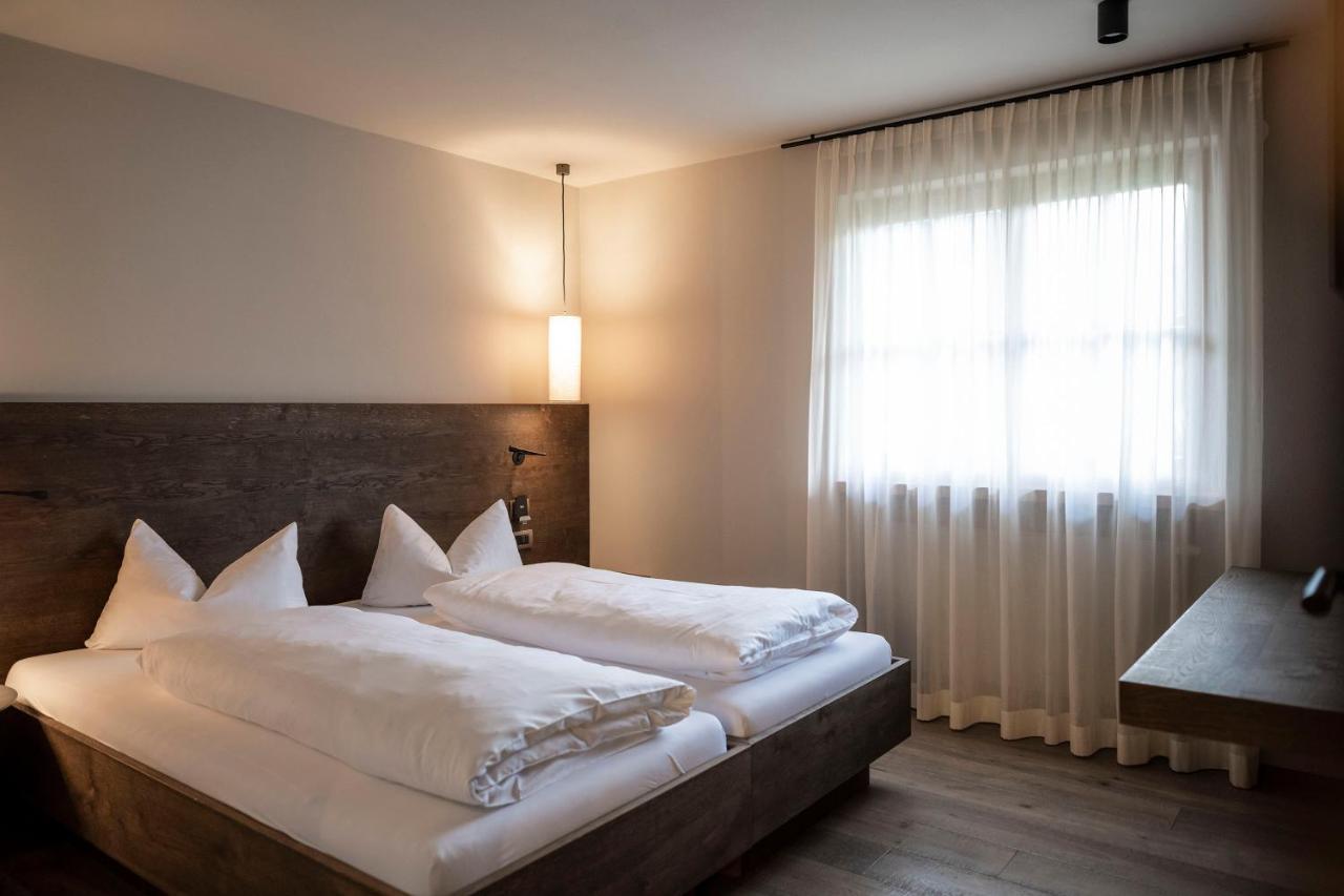 Post Alpina - Family Mountain Chalets San Candido Dış mekan fotoğraf