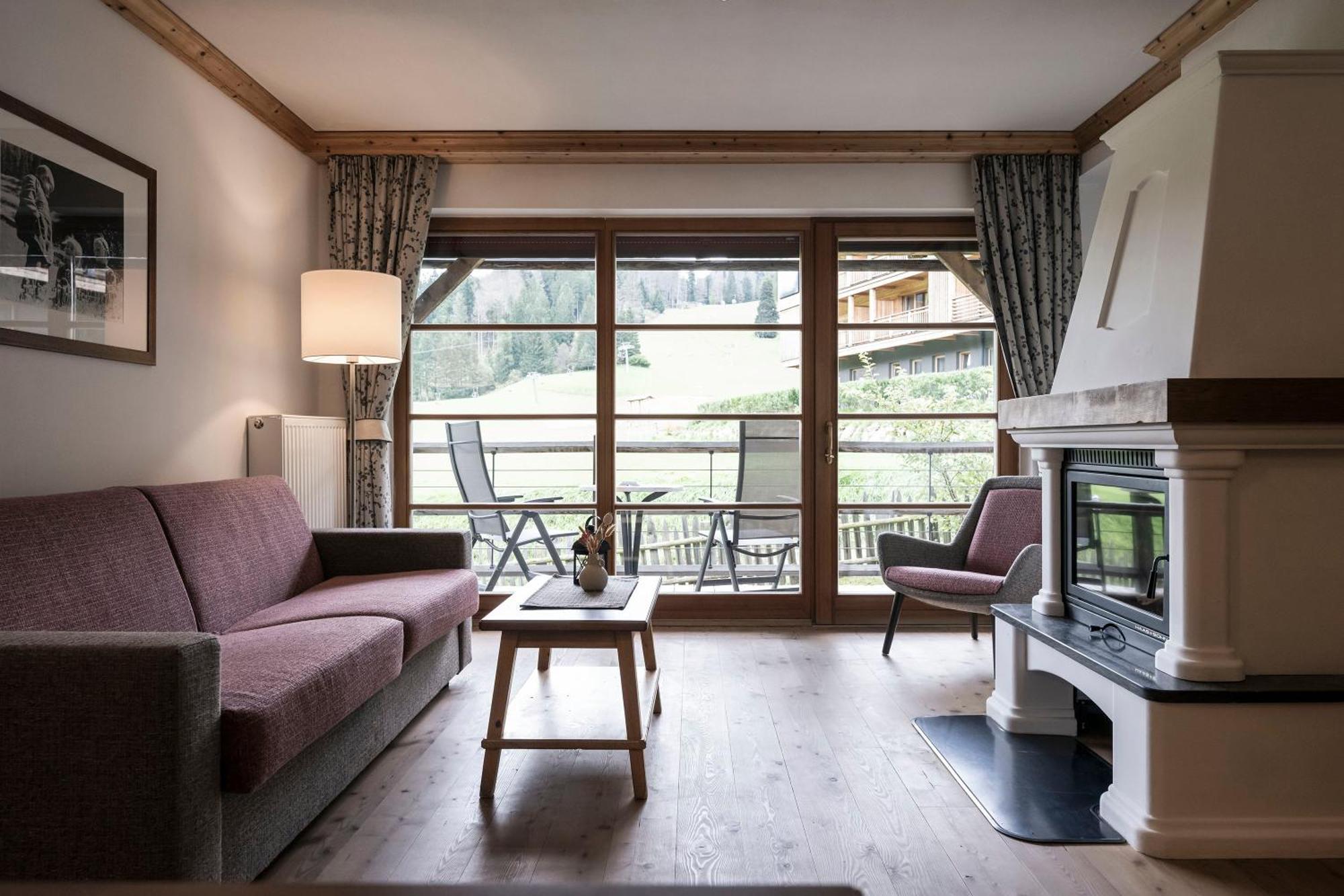 Post Alpina - Family Mountain Chalets San Candido Dış mekan fotoğraf
